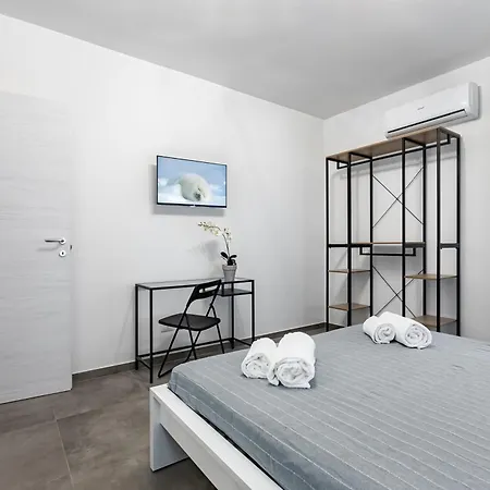 Apartment Palazzo Dei Normanni & Ballaro Roomy Modern X9 Palermo
