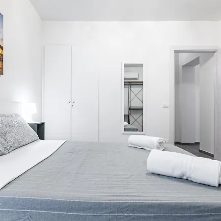Apartment Palazzo Dei Normanni & Ballaro Roomy Modern X9
